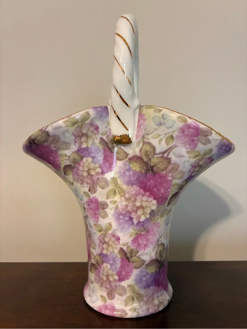Baum Bros Floral Ceramic Basket Vase with Gold-Trim Handle - Coquette style